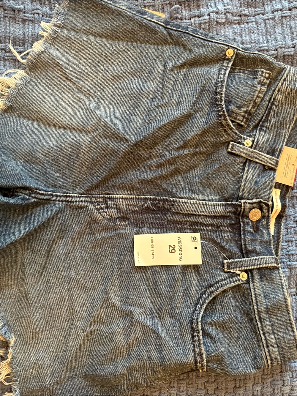 Levi’s High-Rise Frayed Hem Denim Shorts - Blue